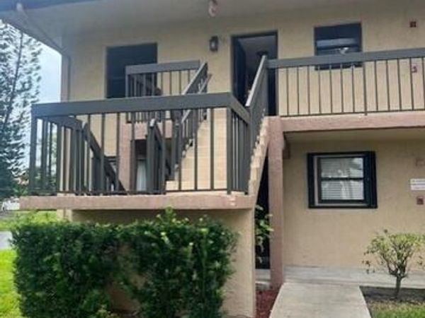 21911 Lake Forest Circle, Unit 201, Boca Raton, FL 33433