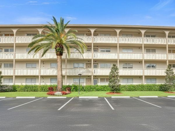 2303 Lucaya Lane, Unit E1, Coconut Creek, FL 33066