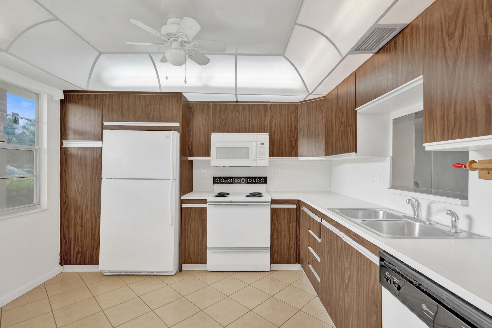 2303 Lucaya Lane, Unit E1, Coconut Creek, FL 33066 Photo