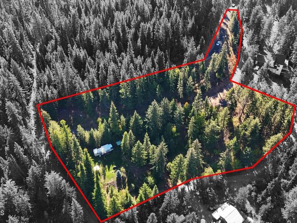 783 E Cliff View Dr, Harrison, ID 83833