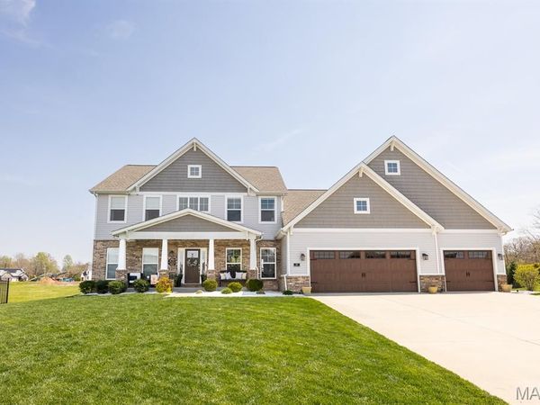 151 Chickasaw Lane, O'Fallon, IL 62269