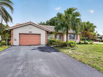 10424 NW 70th Ct  Tamarac, FL 33321