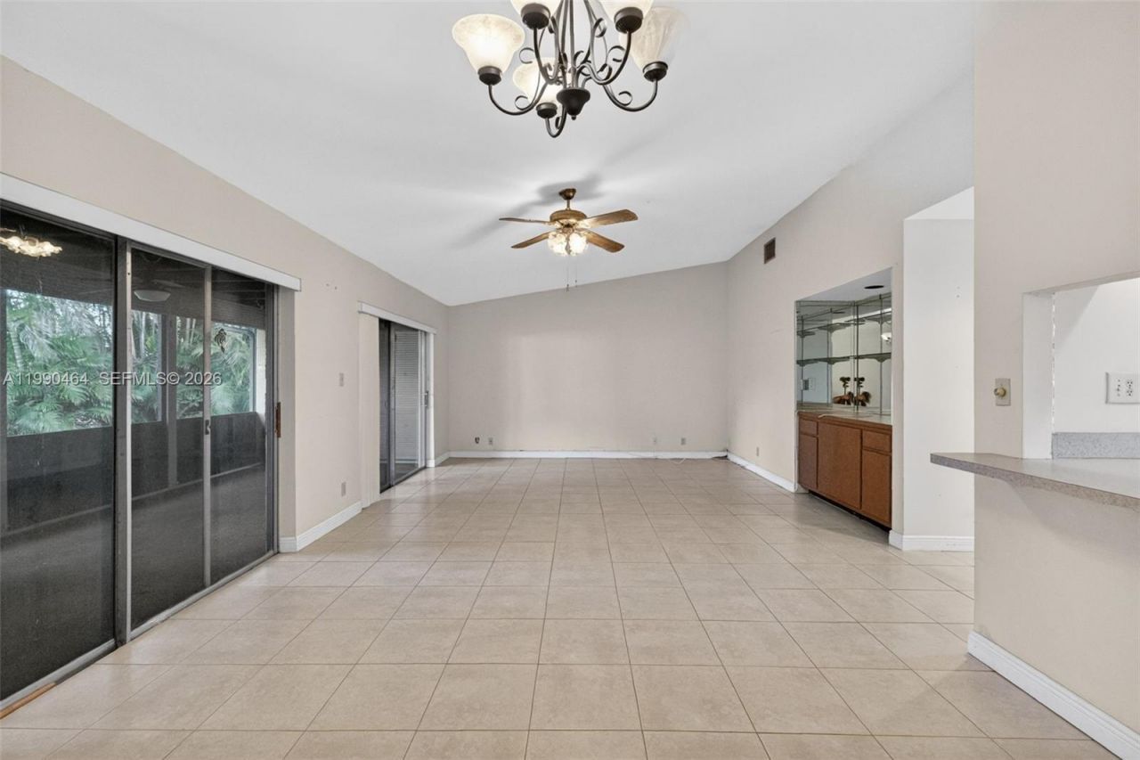 10424 NW 70th Ct , Tamarac, FL 33321 Photo