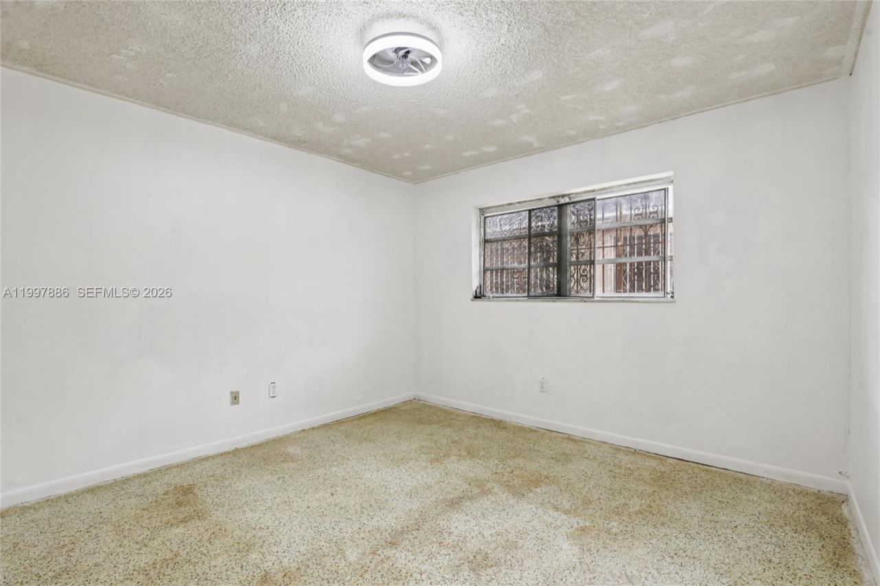 4756 SW 7th St, Miami, FL 33134 Photo