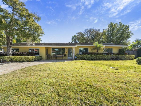 2648 NE 26th Ave , Fort Lauderdale, FL 33306