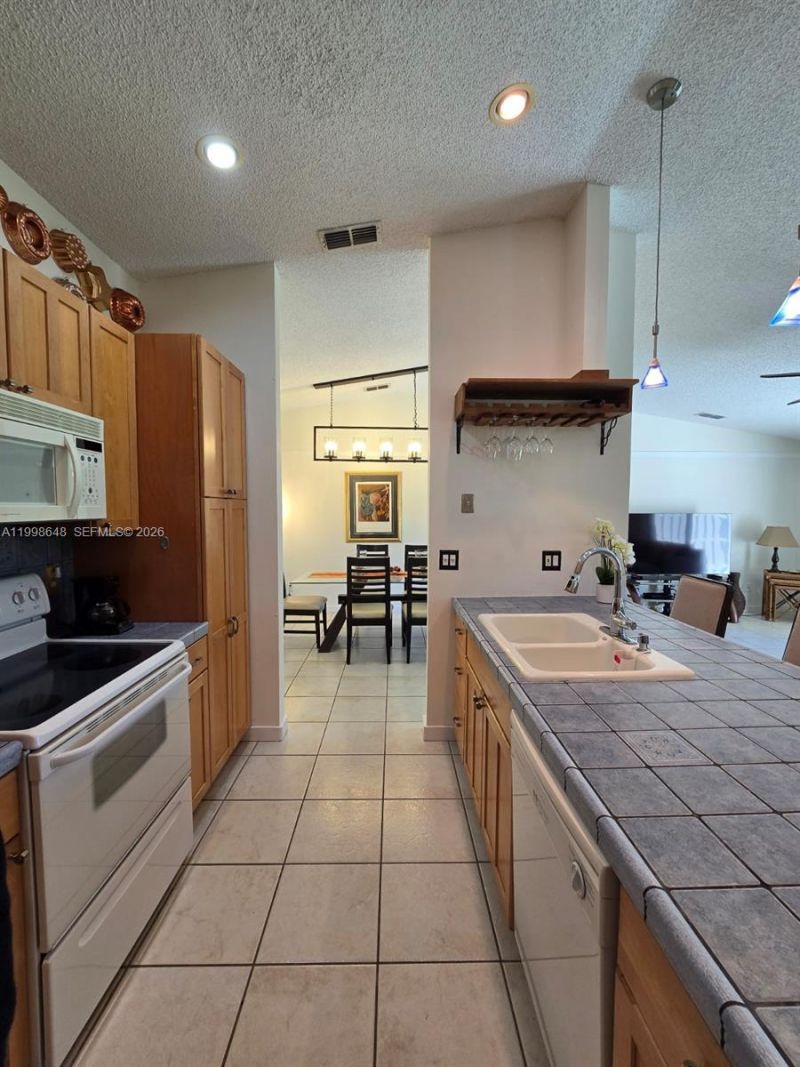 5 Rogart Cir , Unit 5, Boynton Beach, FL 33426 Photo