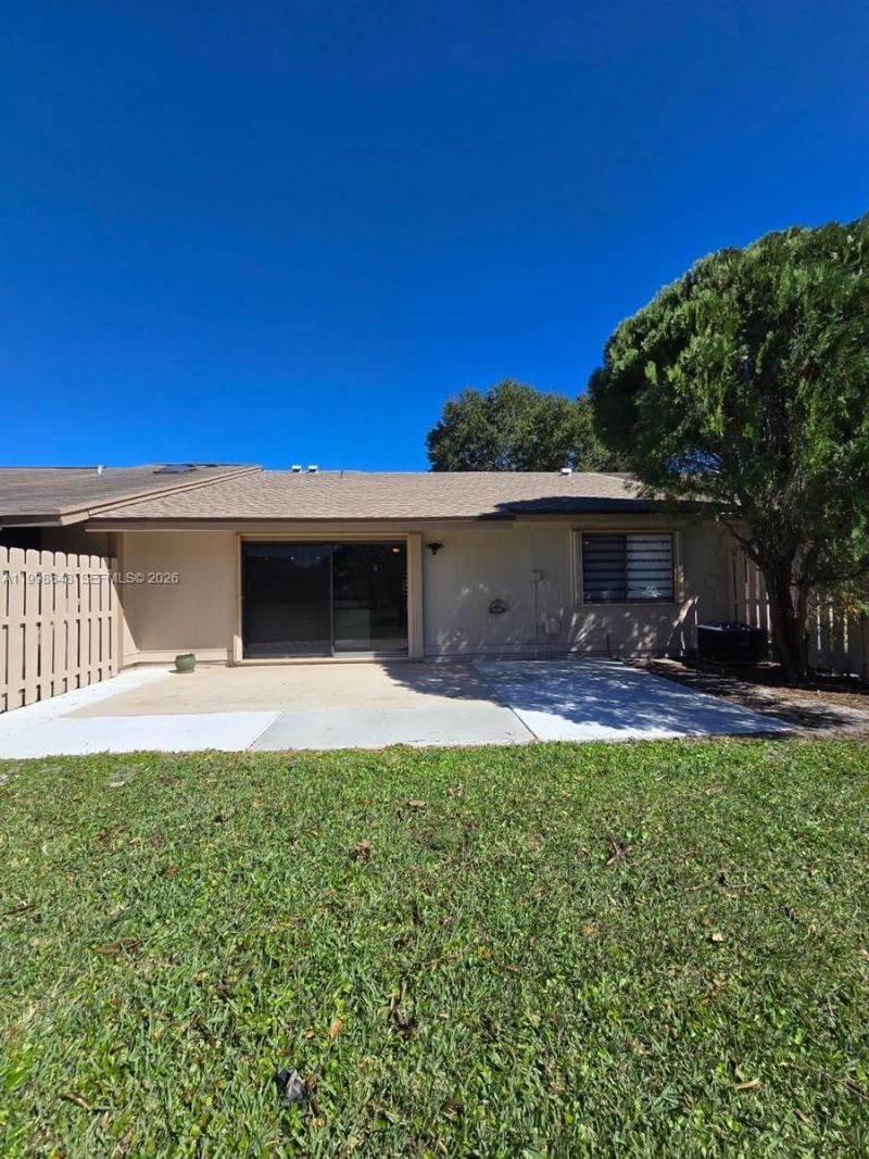 5 Rogart Cir , Unit 5, Boynton Beach, FL 33426 Photo