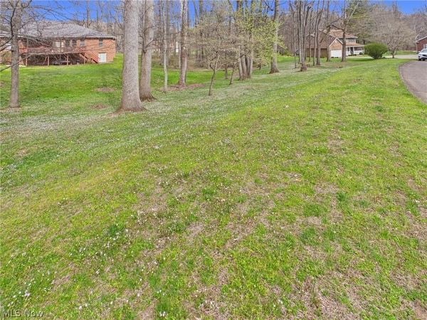 12 Vaughts Run Way, Washington, WV 26181