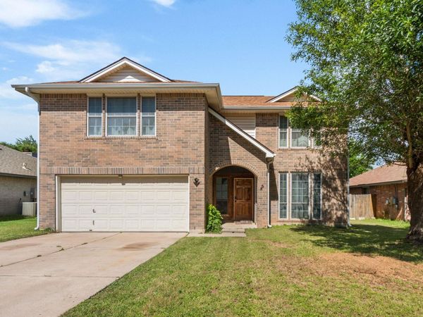 604 Battlecreek LN, Leander, TX 78641