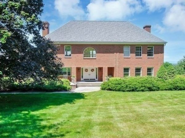 751 Ridge Rd, Wilbraham, MA 01095