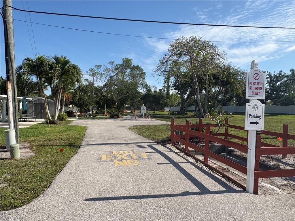 55 Moorhead Mnr, Unit 55, Naples, FL 34112 Photo