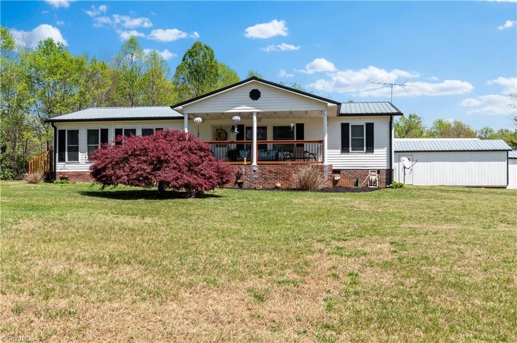 6004 Aaron Lane, Hamptonville, NC 27020 Main Photo