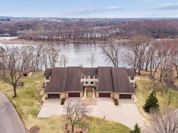 86 Morton Avenue NW, Elk River, MN 55330