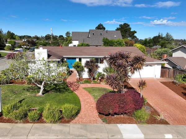 2671 Comstock Circle, Belmont, CA 94002