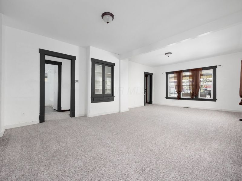 912 E Market Street , Washington Court House, OH 43160 Photo 8