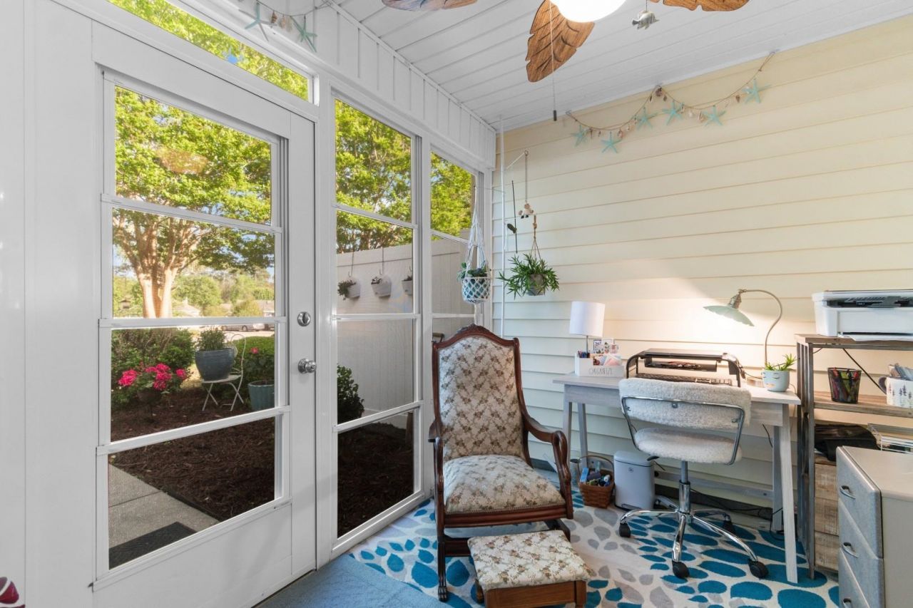 4668 Livorn Loop Photo 21