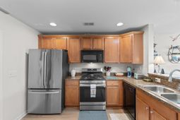 4668 Livorn Loop photo 4