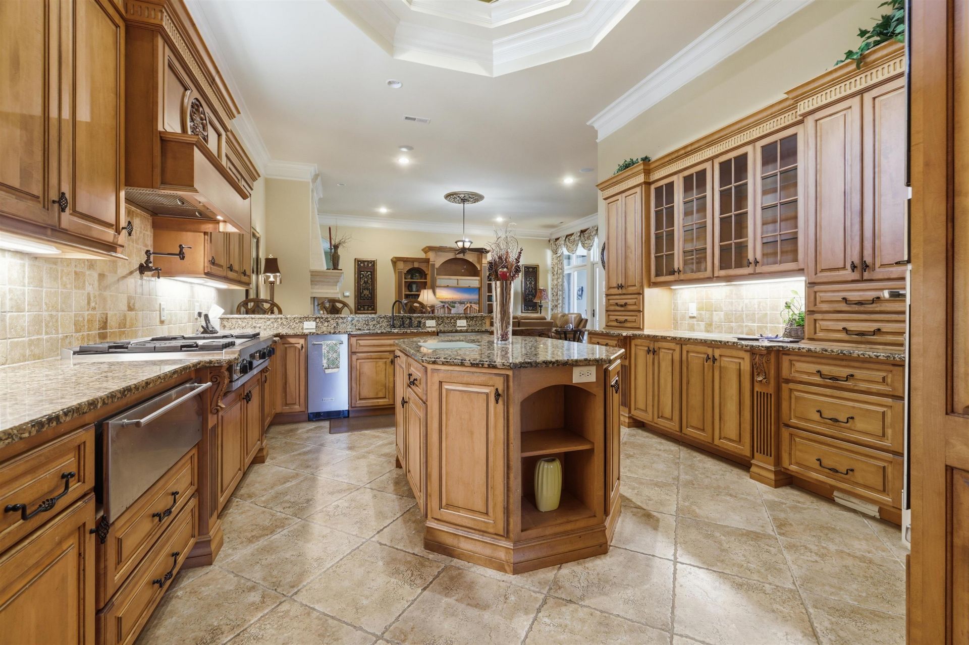 9171 Bellasera Circle Photo 11