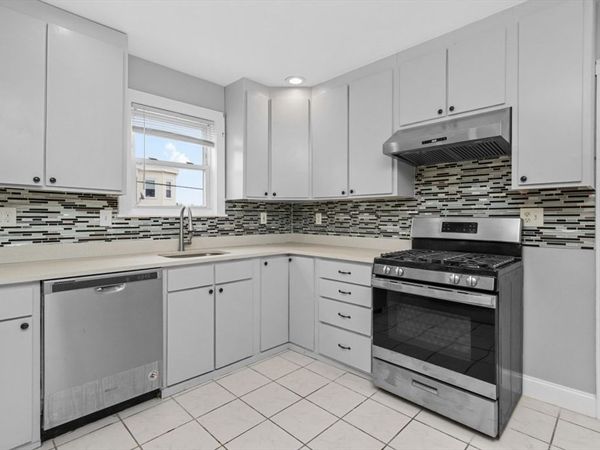 66R Stanley St, Unit 1, Boston, MA 02125