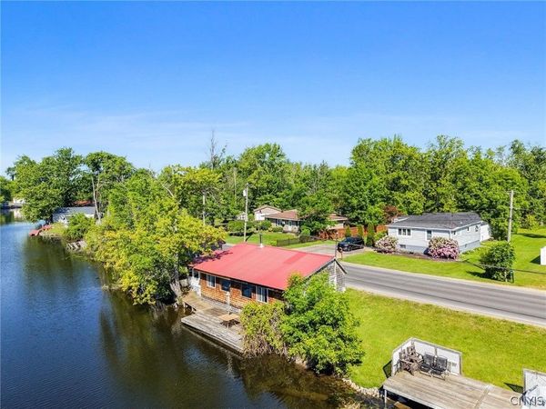 498 County Route 12, Pennellville, NY 13132