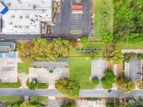 301 Rowland Avenue, Savannah, GA 31406