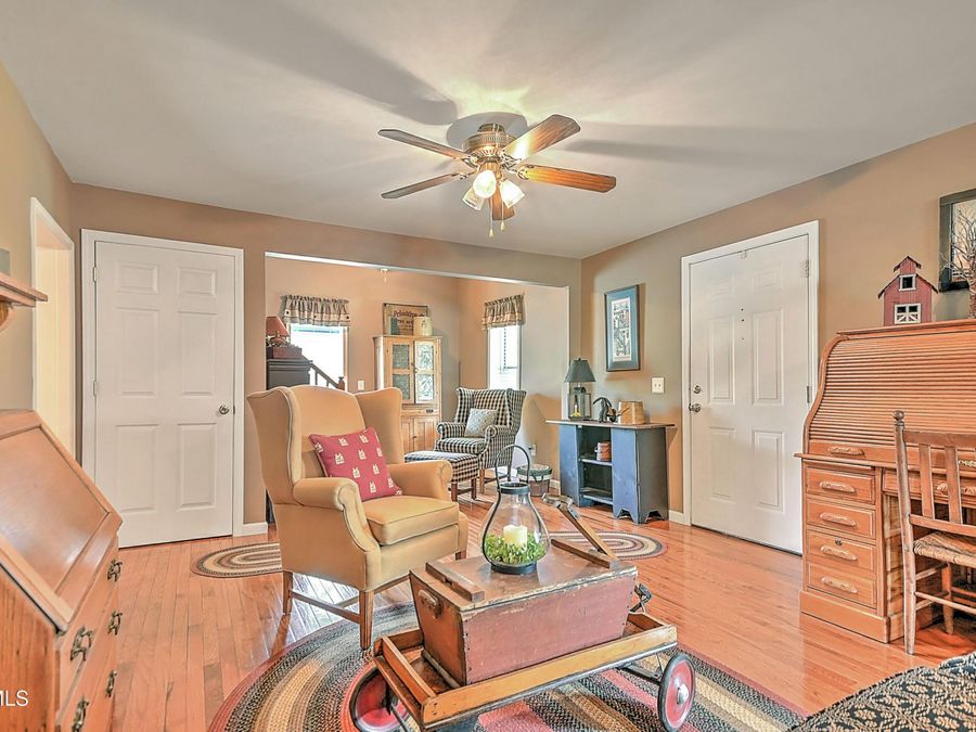Property Image 32