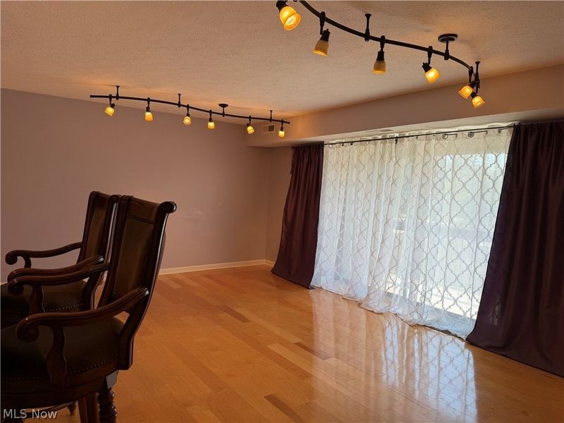 9611 Sunrise Boulevard, Unit K-9, North Royalton, OH 44133 Photo 6