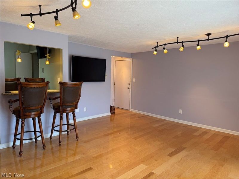 9611 Sunrise Boulevard, Unit K-9, North Royalton, OH 44133 Photo 8