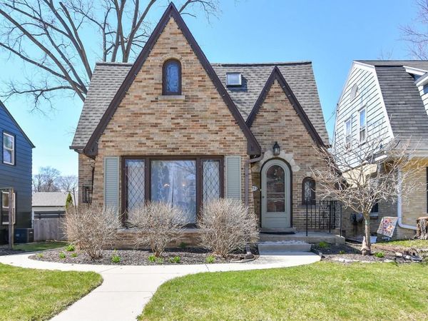 4253 S Austin STREET, Milwaukee, WI 53207