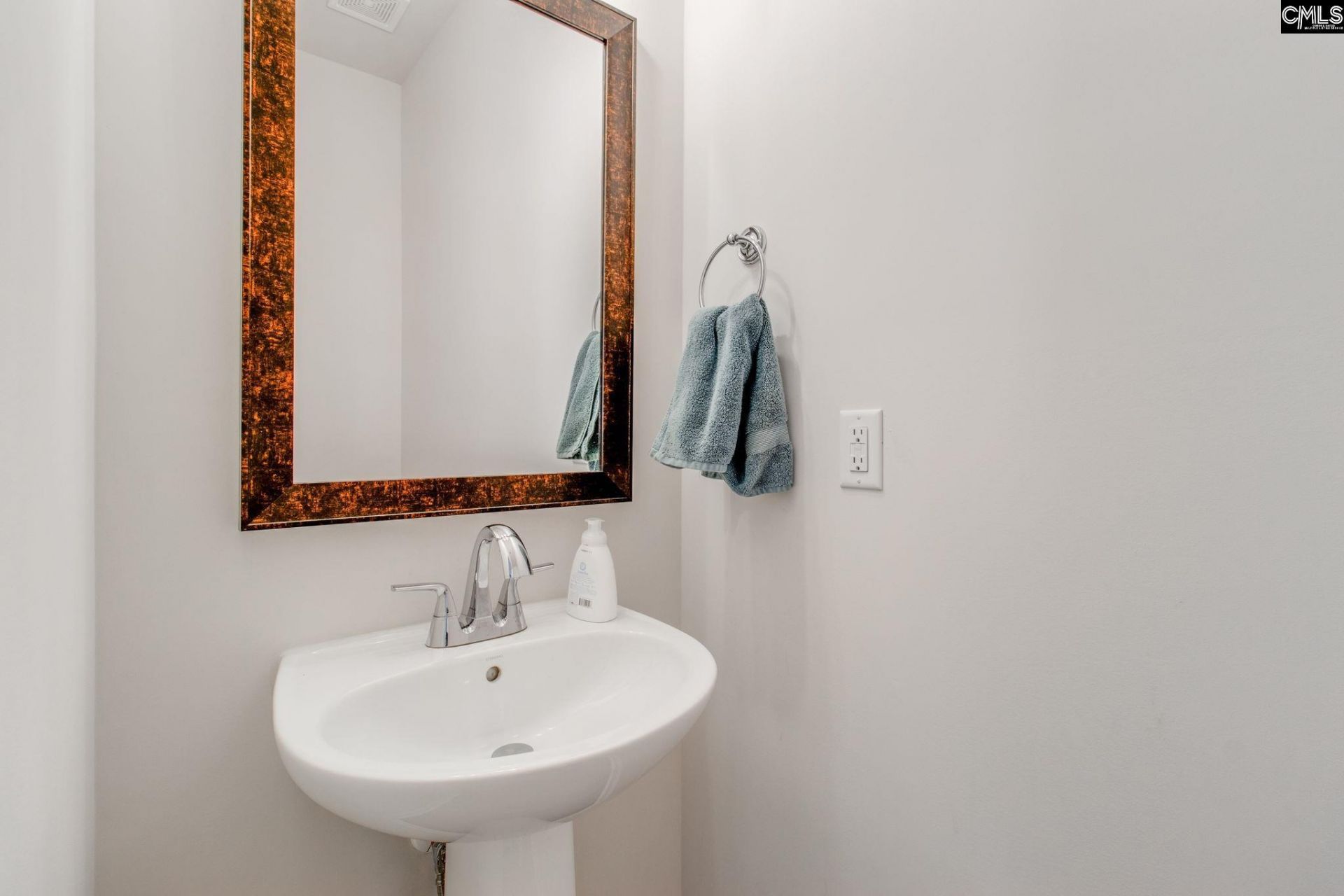 128 Coppersmith Drive Photo 17