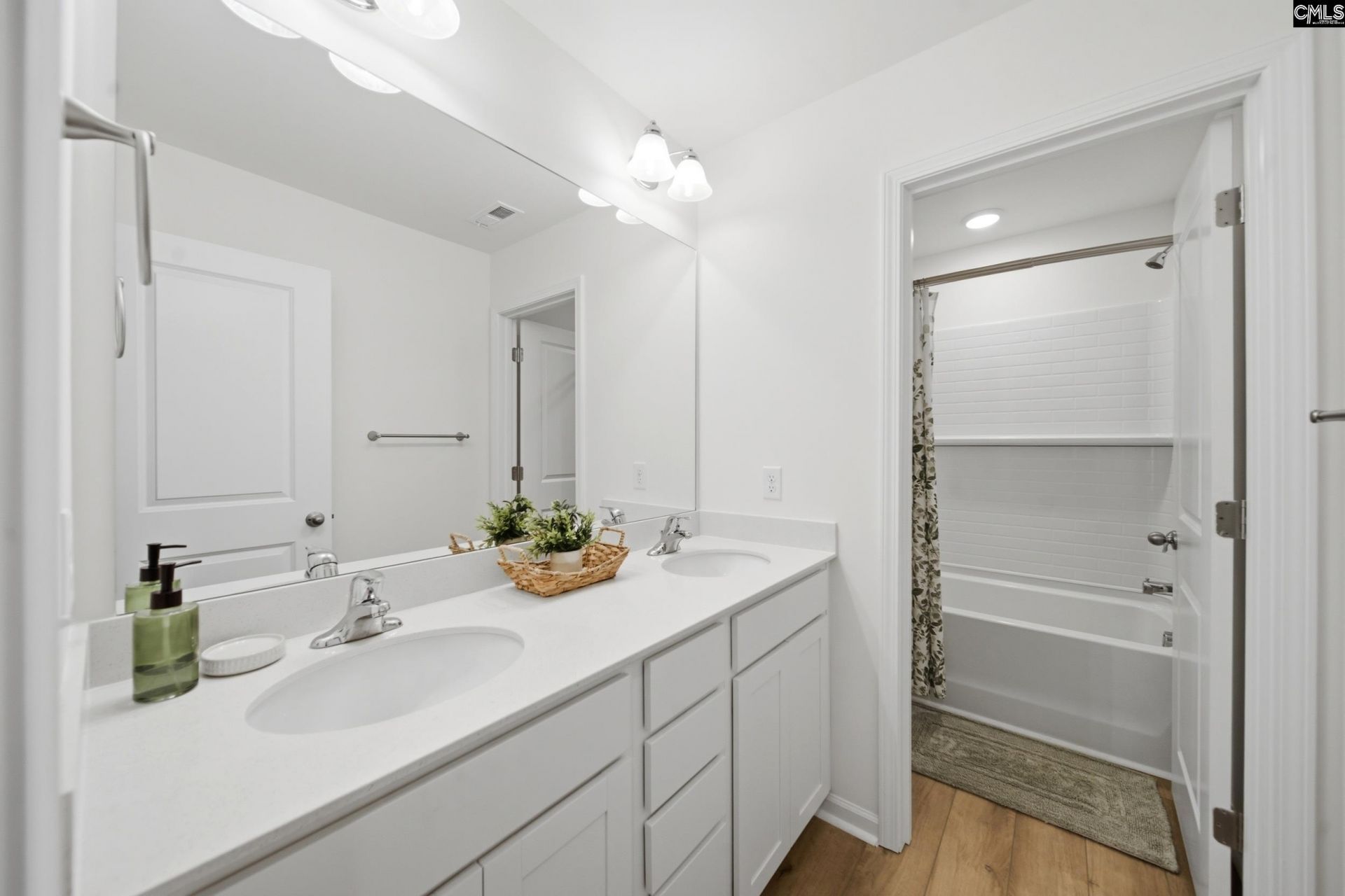 664 Cloudreach Road Photo 16