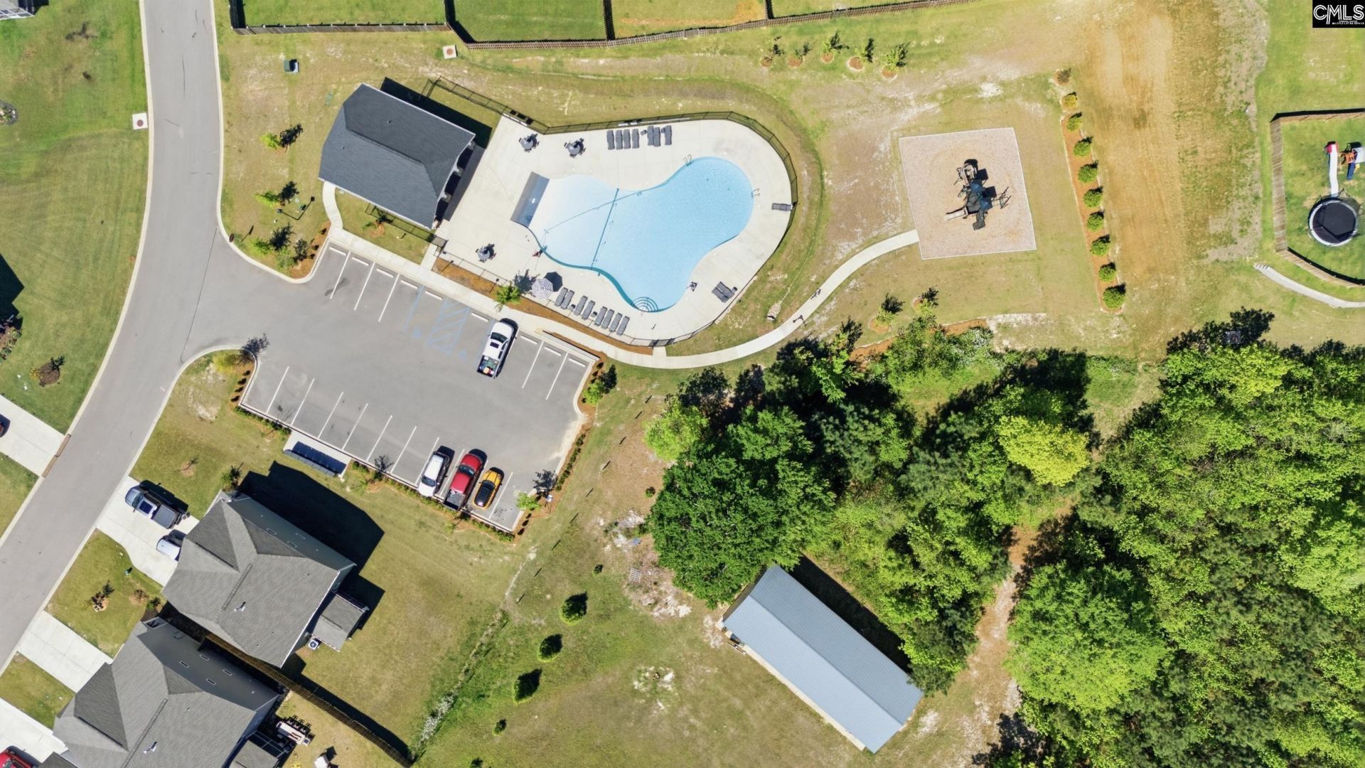 664 Cloudreach Road Photo 24