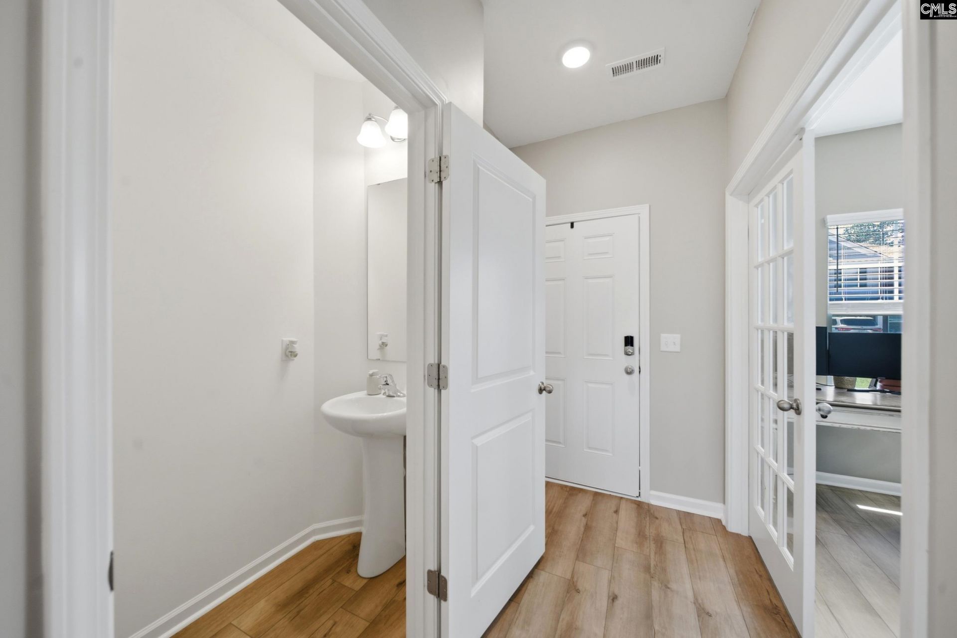 664 Cloudreach Road Photo 4