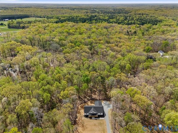 3167 Pineview Drive , Powhatan, VA 23139