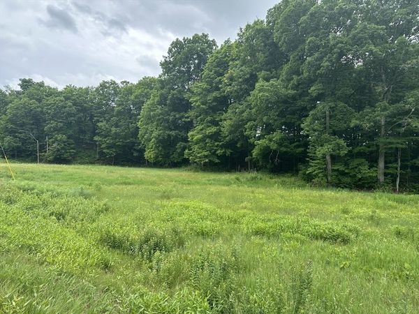 0 North Leverett, Montague, MA 01351