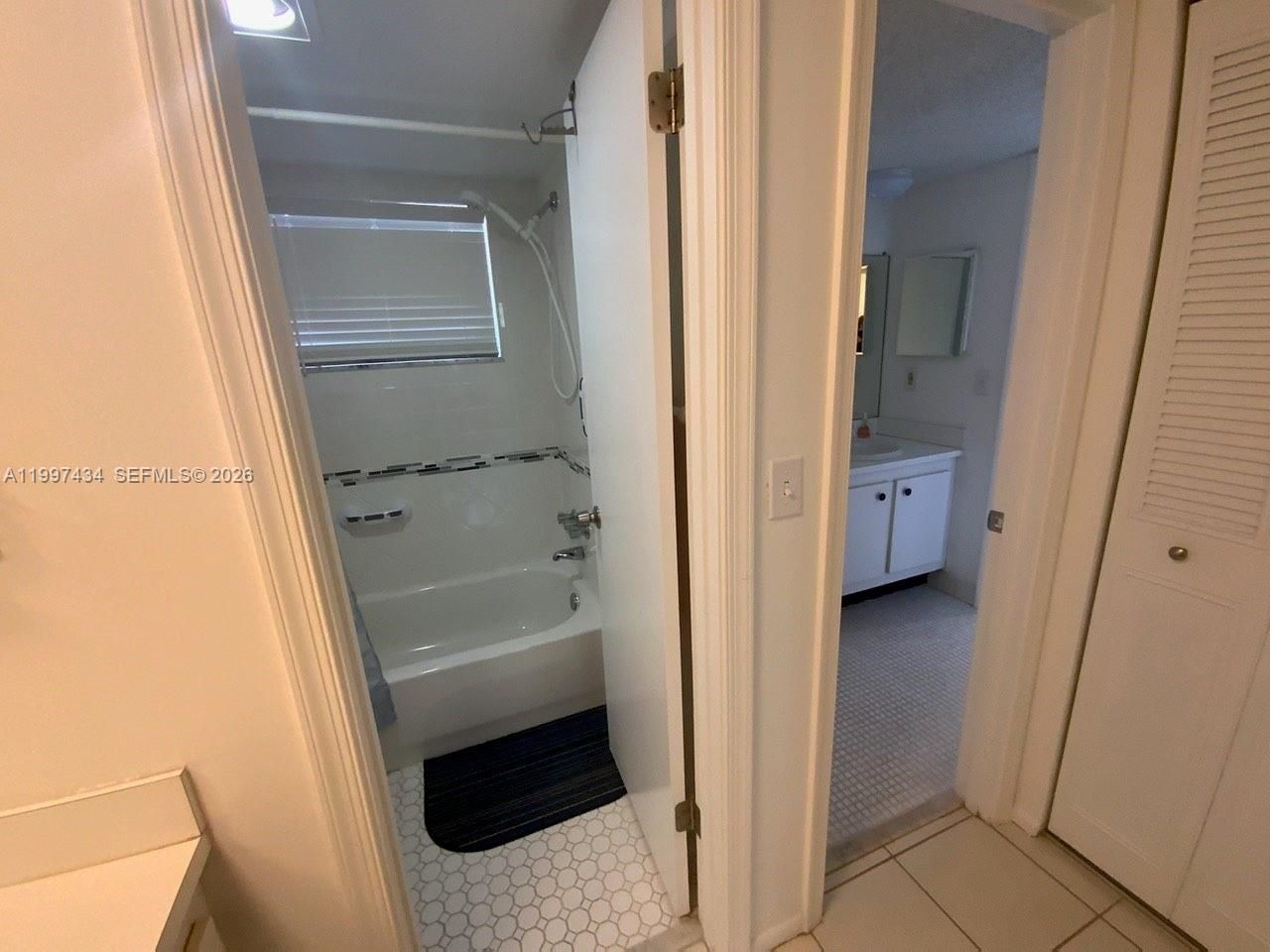 9311 Orange Grove Dr, Unit 405, Davie, FL 33324 Photo