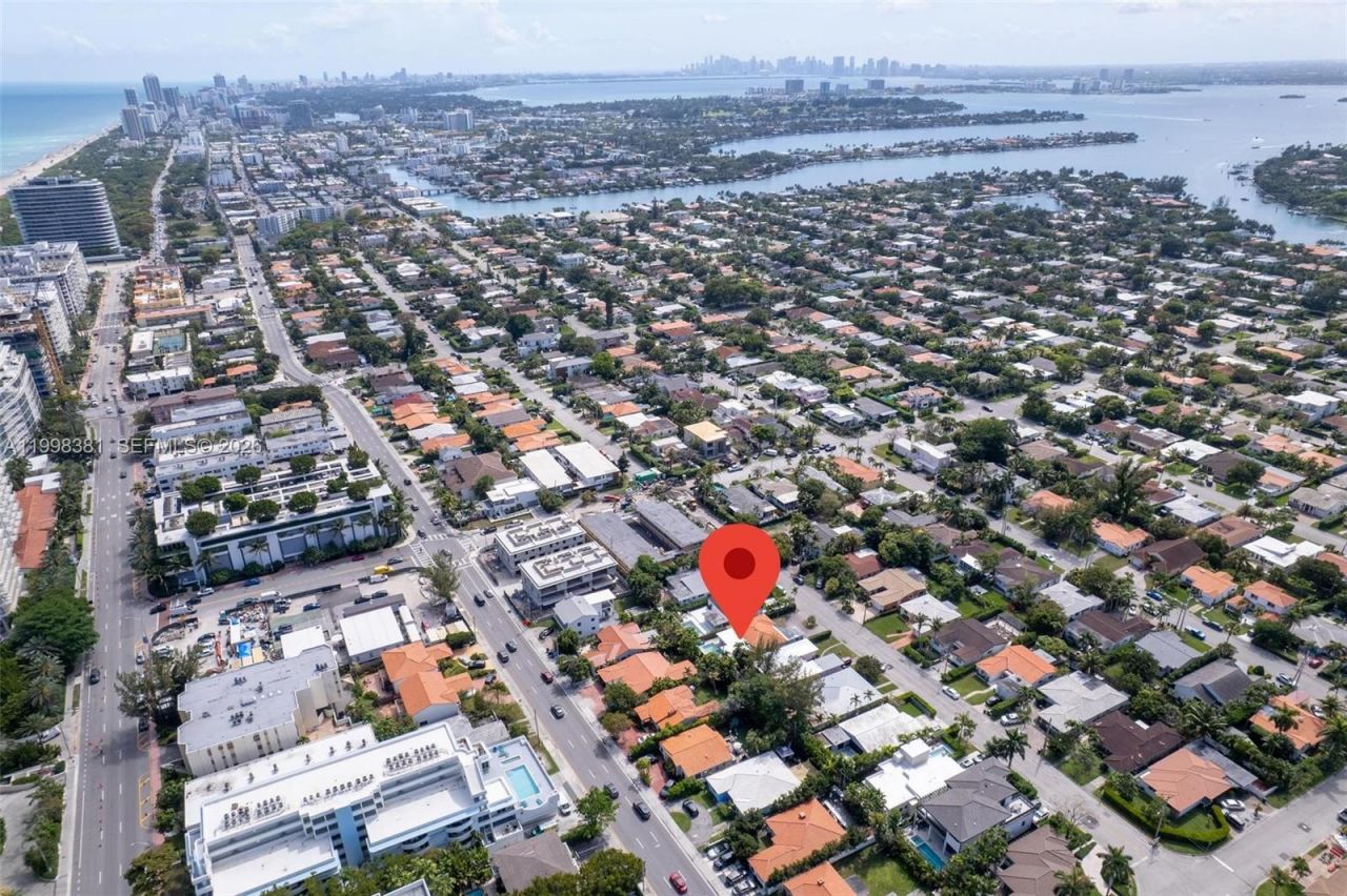 9141 Abbott Ave, Surfside, FL 33154 Photo