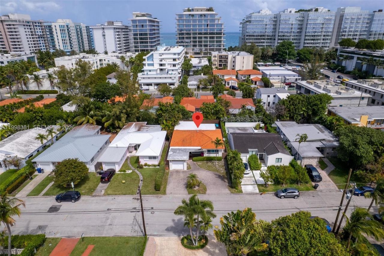 9141 Abbott Ave, Surfside, FL 33154 Photo