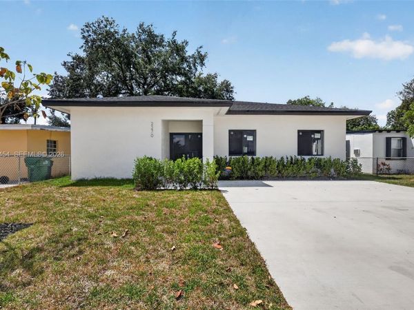 2270 Service Rd, Opa-Locka, FL 33054