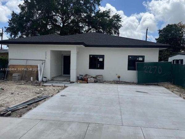 2270 Service Rd , Opa-Locka, FL 33054