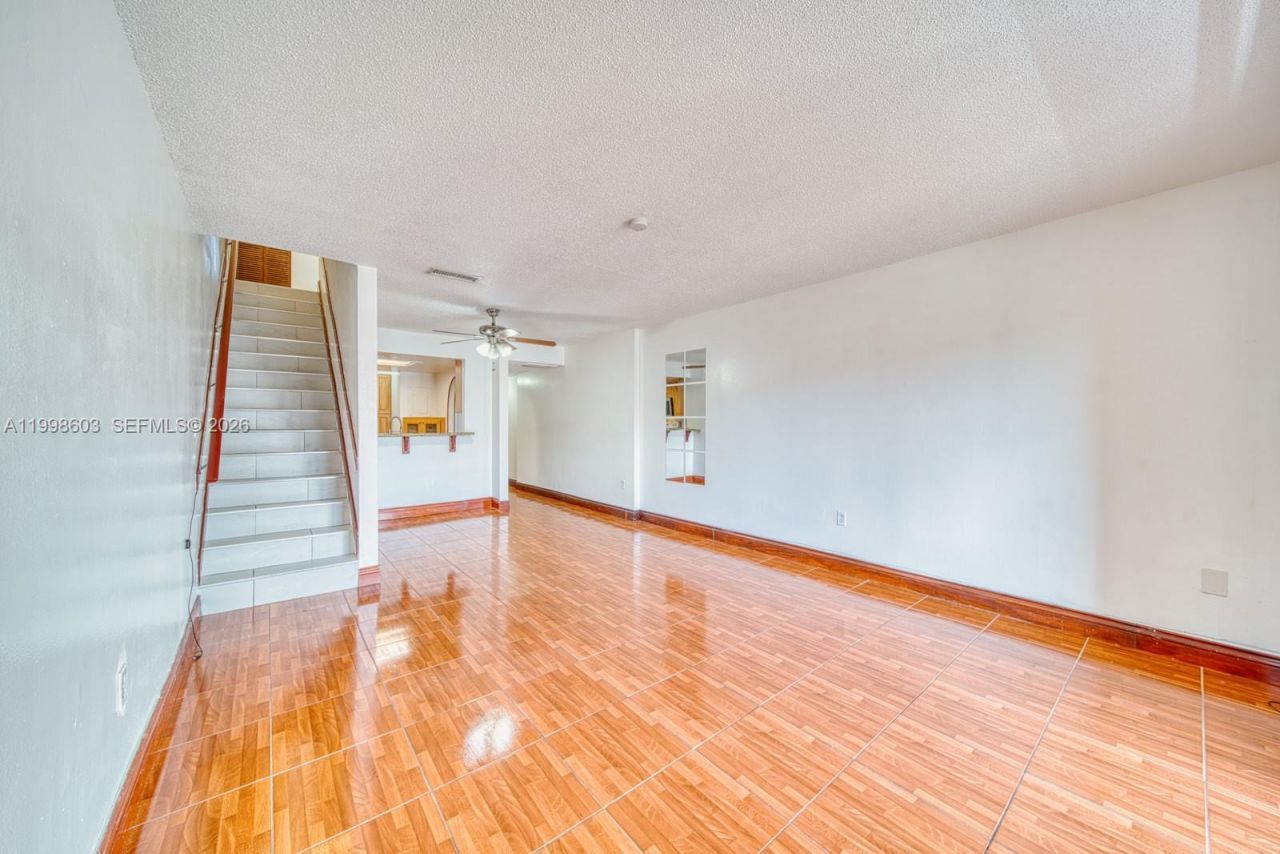 840 SW 105th Ave, Unit 318, Miami, FL 33174 Photo