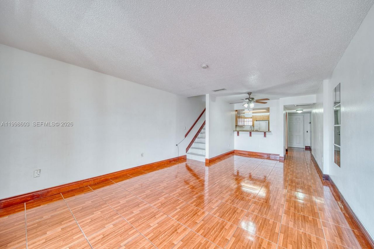 840 SW 105th Ave, Unit 318, Miami, FL 33174 Photo