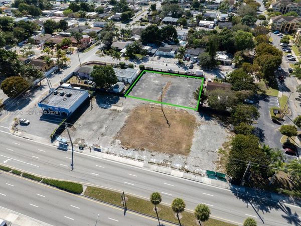 NW 118th St. , Miami, FL 33167