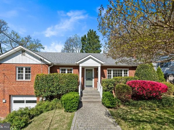 2718 S JUNE STREET, ARLINGTON, VA 22202