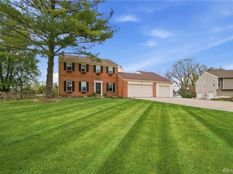 921 Briarwood Court, Mason, OH 45040 Photo 4