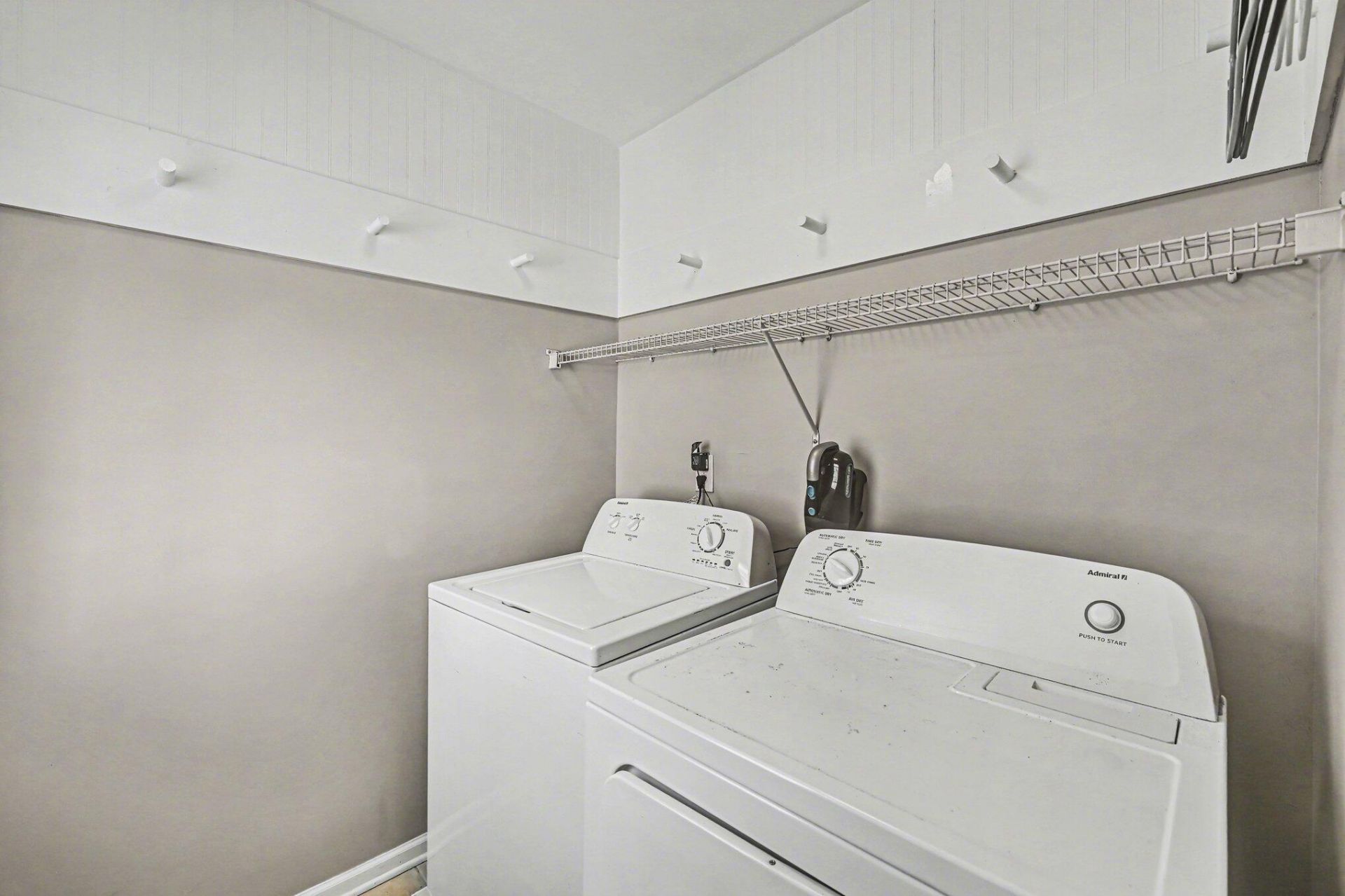 5150 Trump Street Photo 17