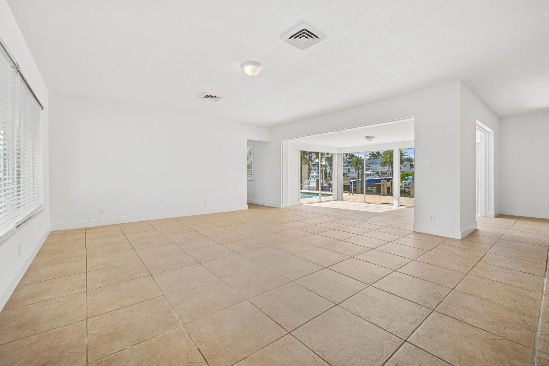 2433 NE 24th Street, Lighthouse Point, FL 33064 Photo
