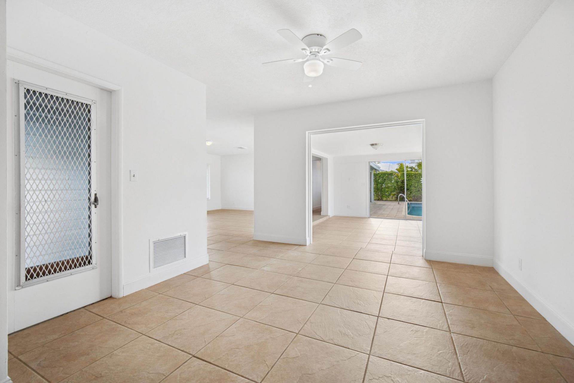 2433 NE 24th Street, Lighthouse Point, FL 33064 Photo