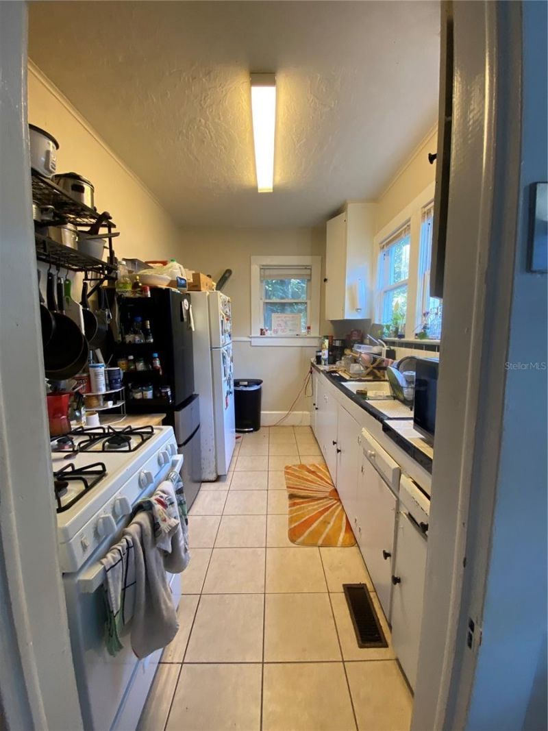 1102 NW 3rd Avenue, Gainesville, FL 32601 Photo