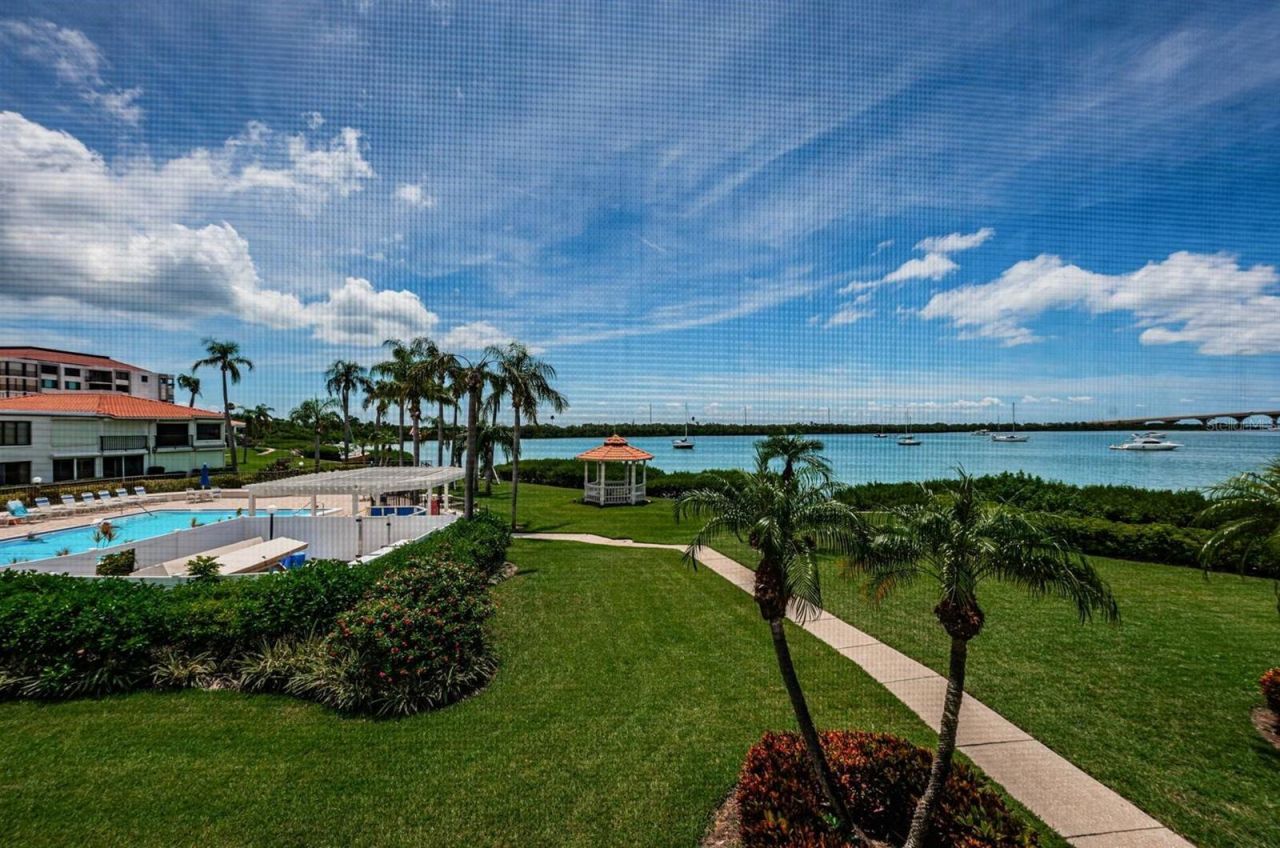 6295 Bahia Del Mar Circle, Unit 204, Saint Petersburg, FL 33715 Photo